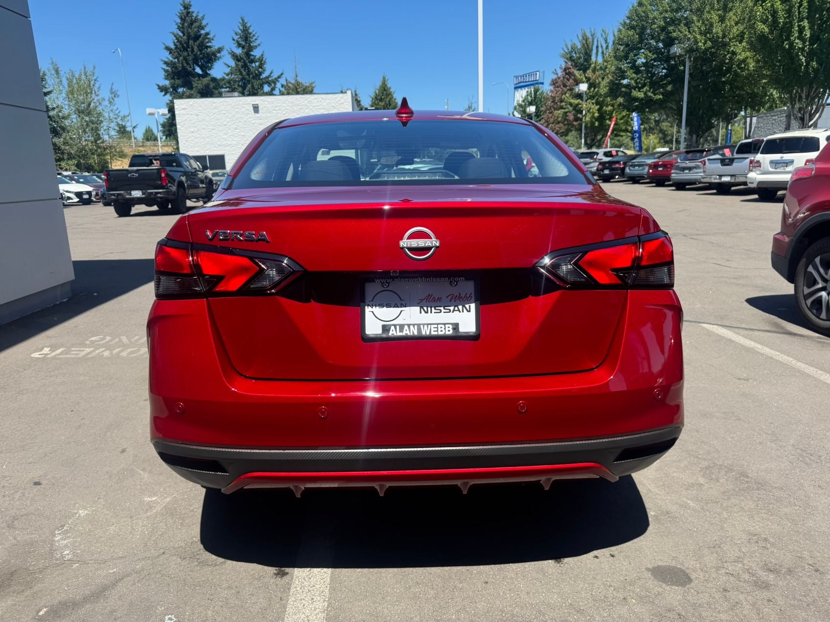 2025 Nissan Versa 1.6 SV