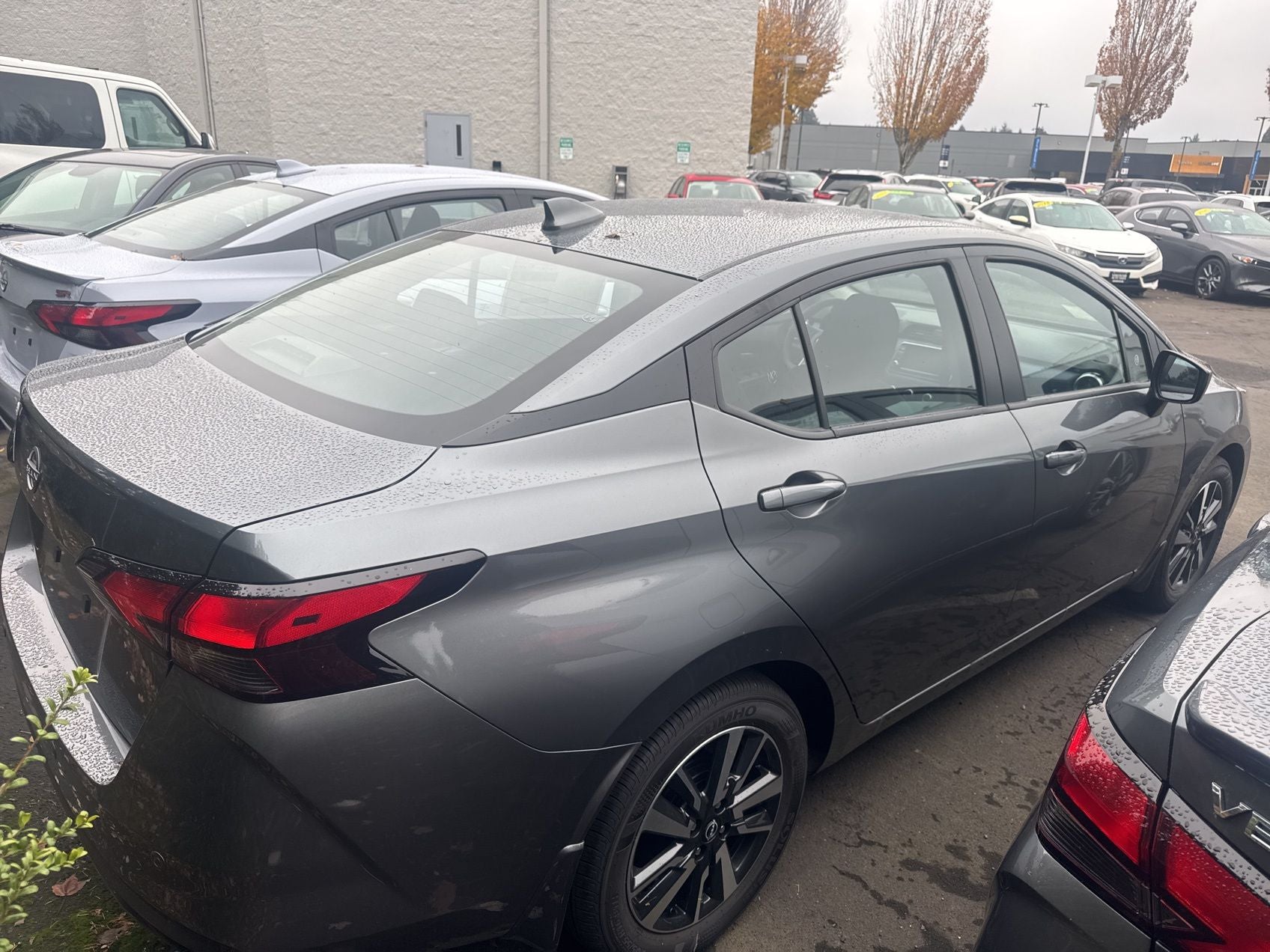 2025 Nissan Versa 1.6 SV