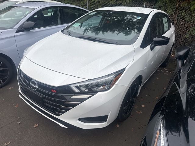 2025 Nissan Versa 1.6 SR