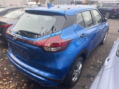 2025 Nissan Kicks Play S