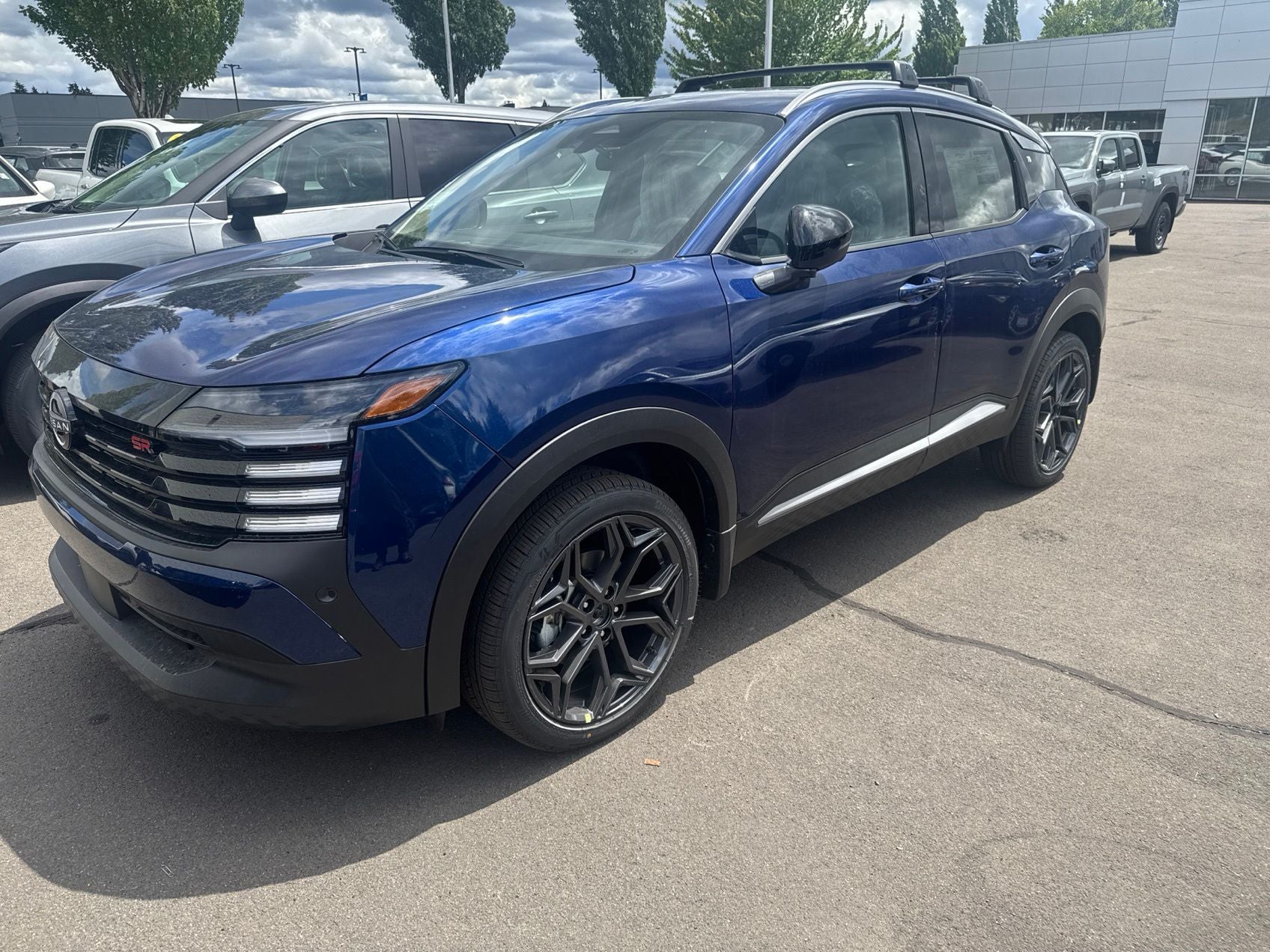 2026 Nissan Kicks SR
