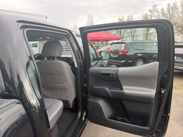 2016 Toyota Tacoma SR V6