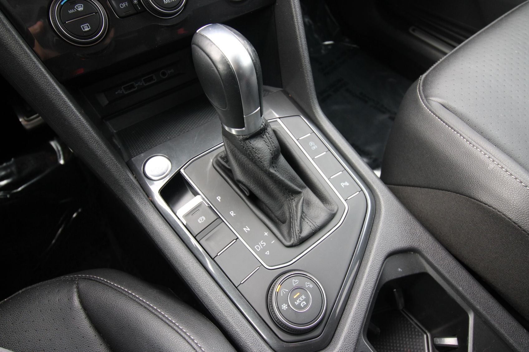 2019 Volkswagen Tiguan 2.0T SEL R-Line 4Motion