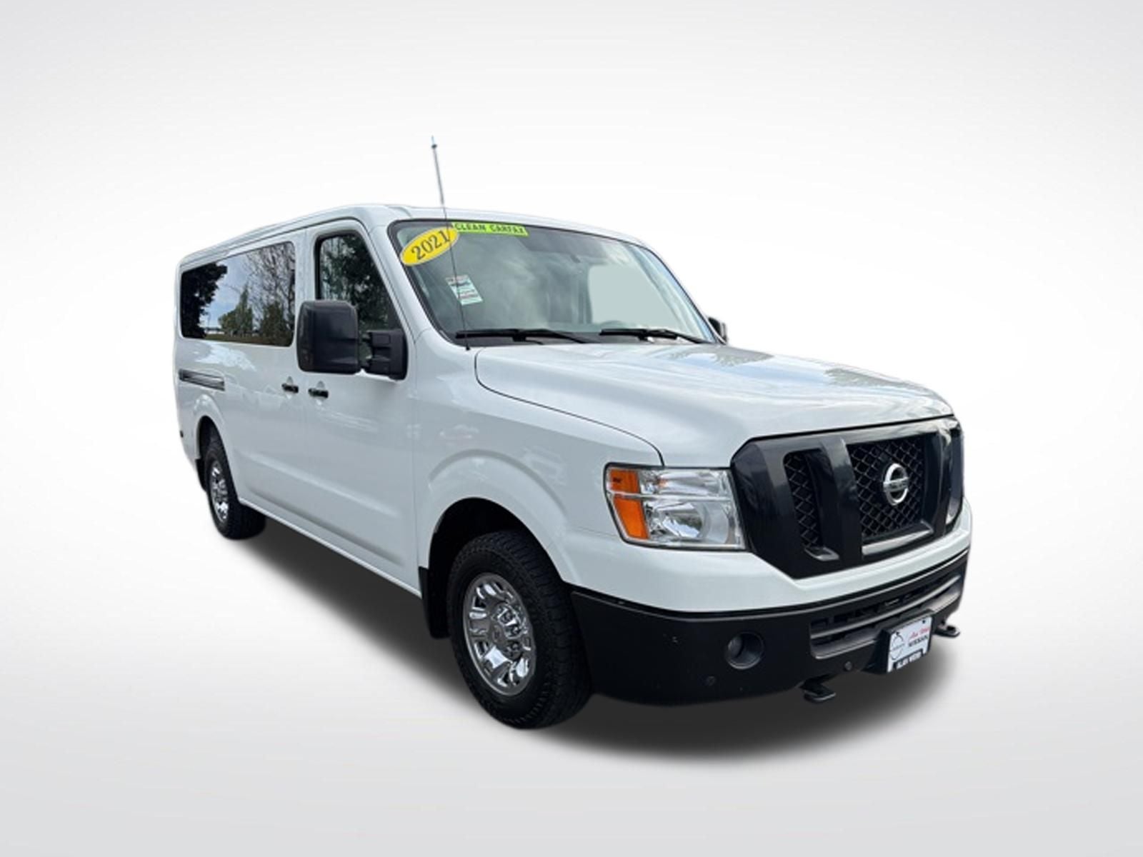 2021 Nissan NV 3500 SL V8's photo