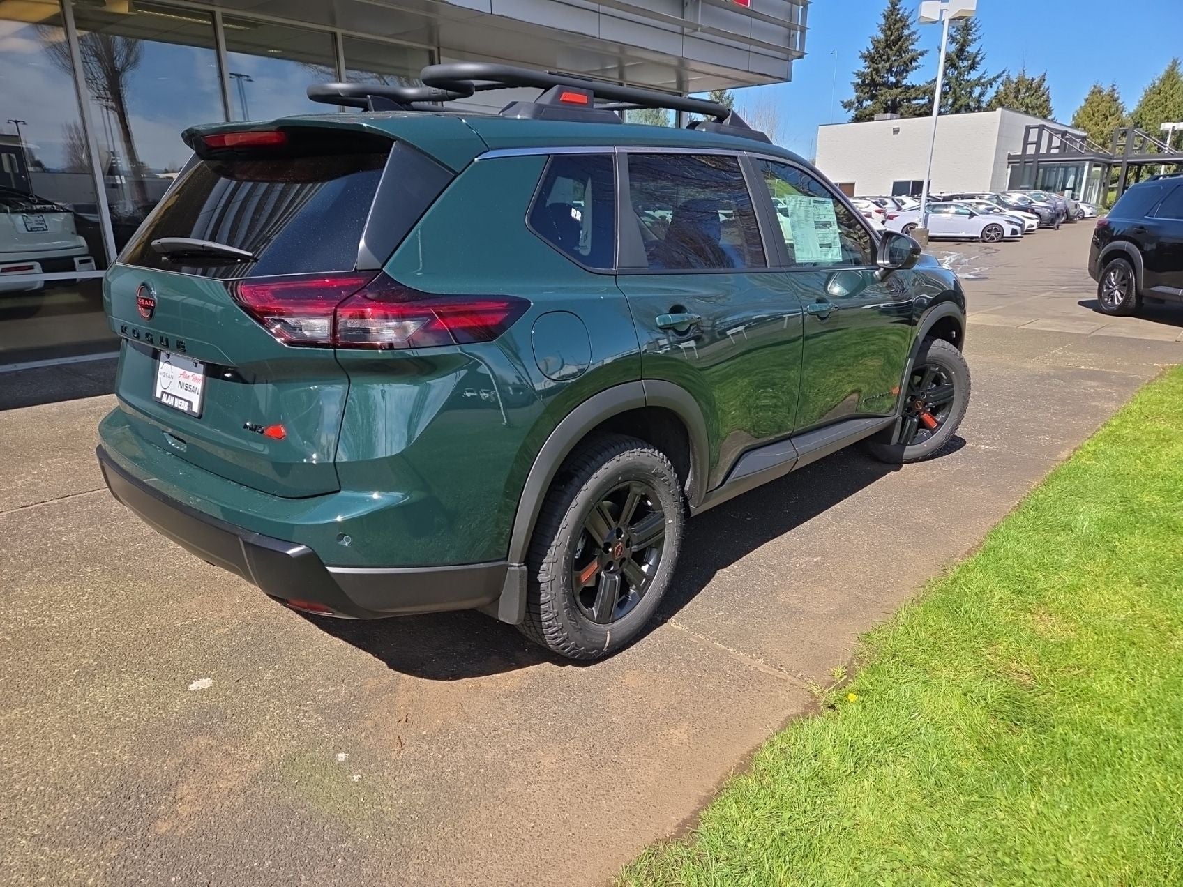 2026 Nissan Rogue Rock Creek