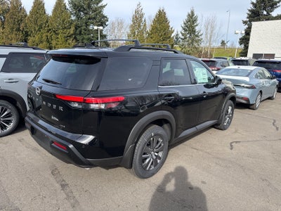 2026 Nissan Pathfinder SV