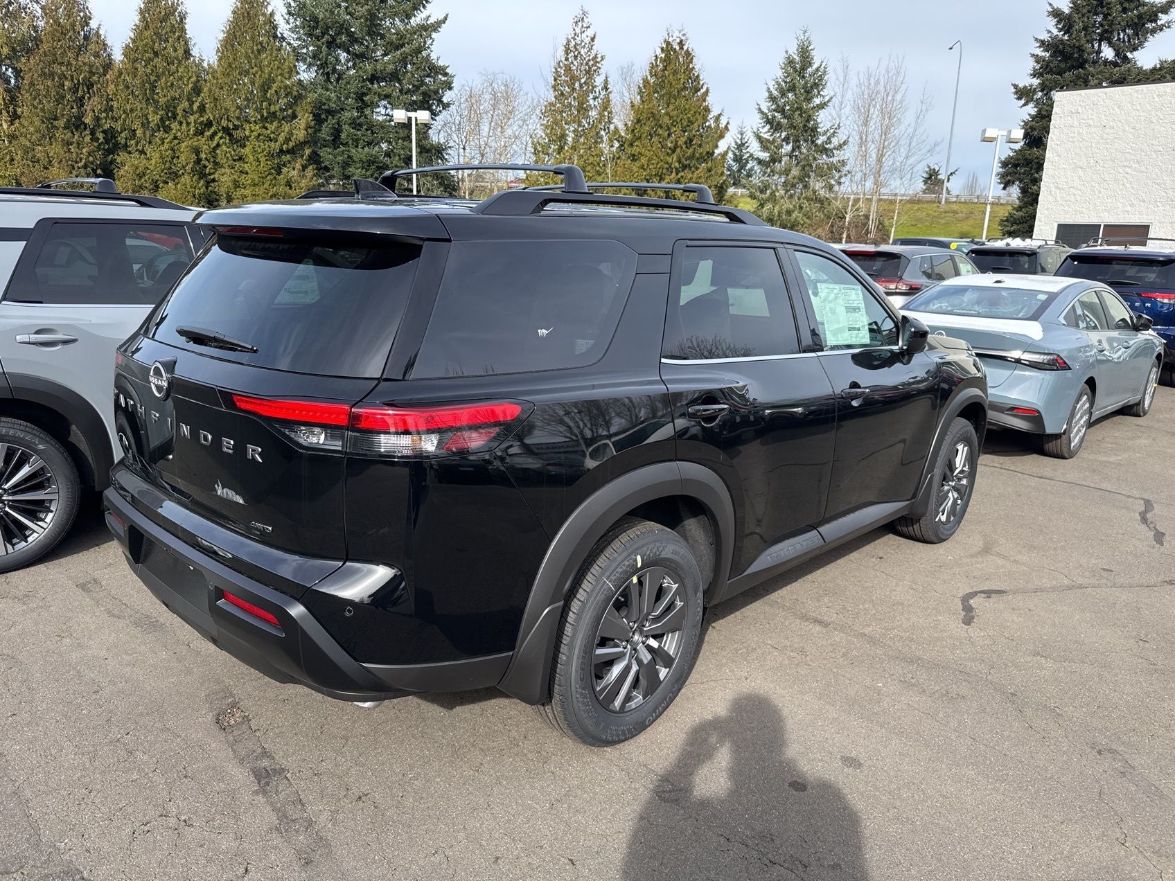 2026 Nissan Pathfinder SV