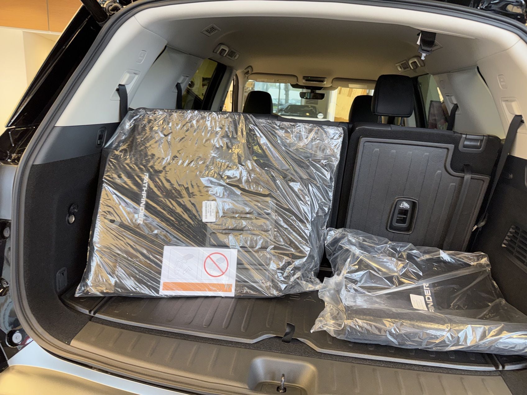 2026 Nissan Pathfinder SL "2" Lift 31" Tires 18" Wheels, Tint , Basket