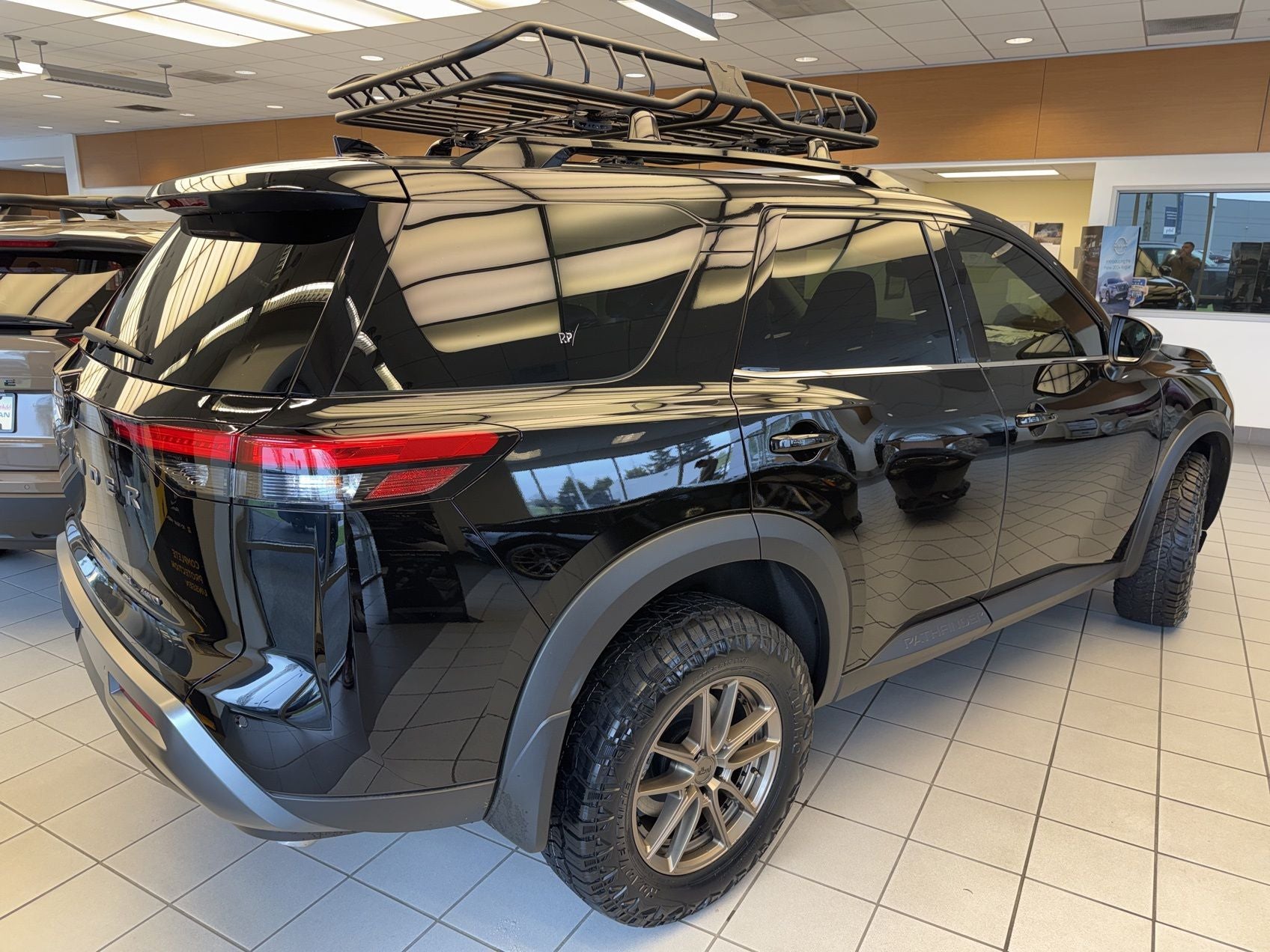 2026 Nissan Pathfinder SL "2" Lift 31" Tires 18" Wheels, Tint , Basket