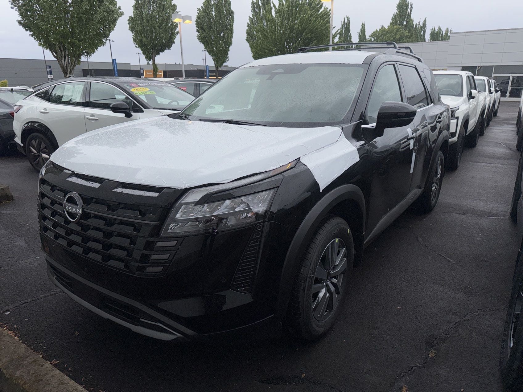 2026 Nissan Pathfinder SL