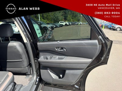 2026 Nissan Pathfinder Platinum