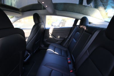 2023 Tesla Model 3 Performance