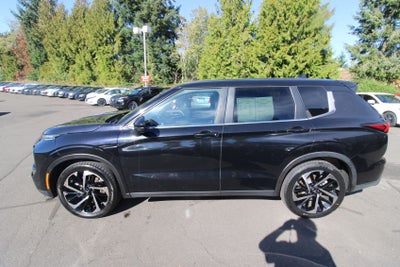 2022 Mitsubishi Outlander ES