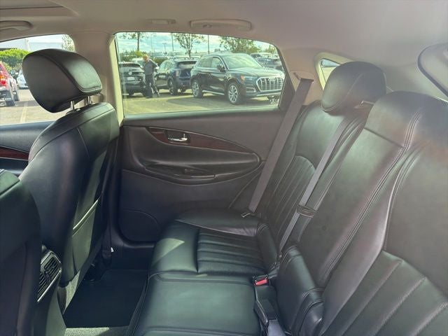 2017 INFINITI QX50 Base