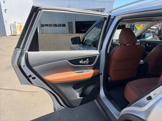 2018 Nissan Rogue SL