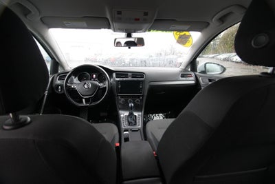 2018 Volkswagen e-Golf SE