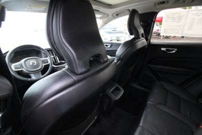 2020 Volvo XC60 T5 Momentum