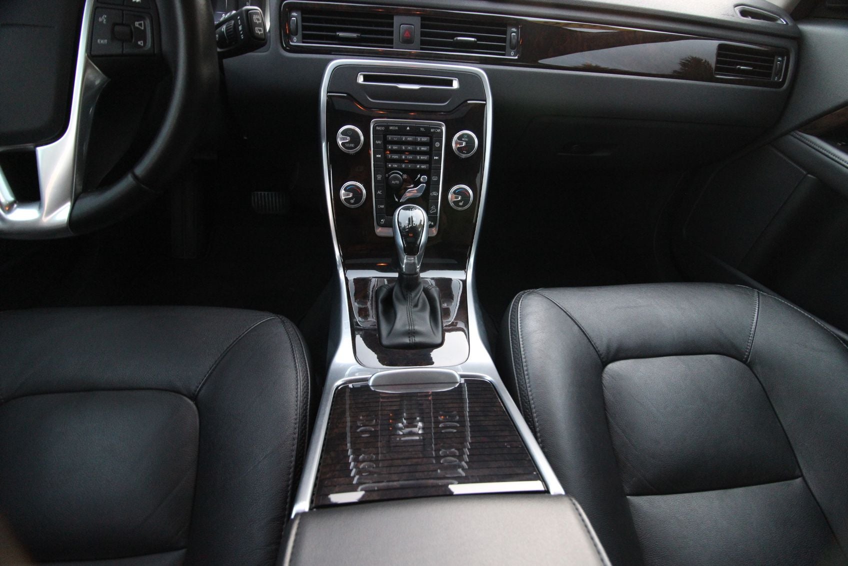 2016 Volvo XC70 T5 Premier