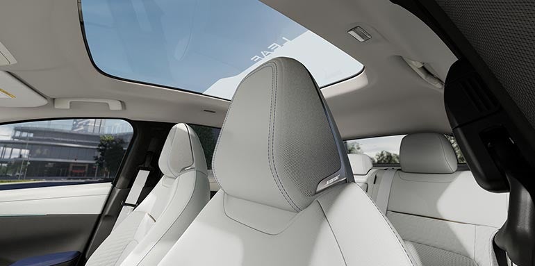 Alan Webb Nissan in Vancouver WA