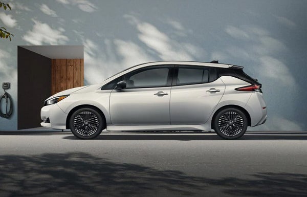 Alan Webb Nissan in Vancouver WA