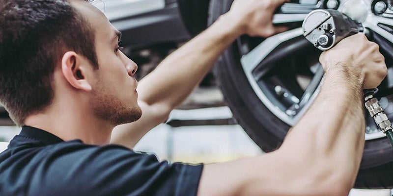 Alan Webb Nissan in Vancouver WA